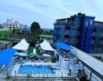Blue EMPIRE Hotel
